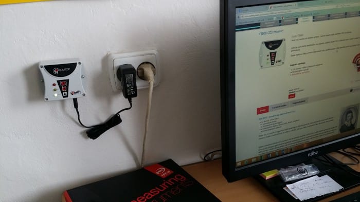 Monitor de CO2 Comet T5000 con indicador LED