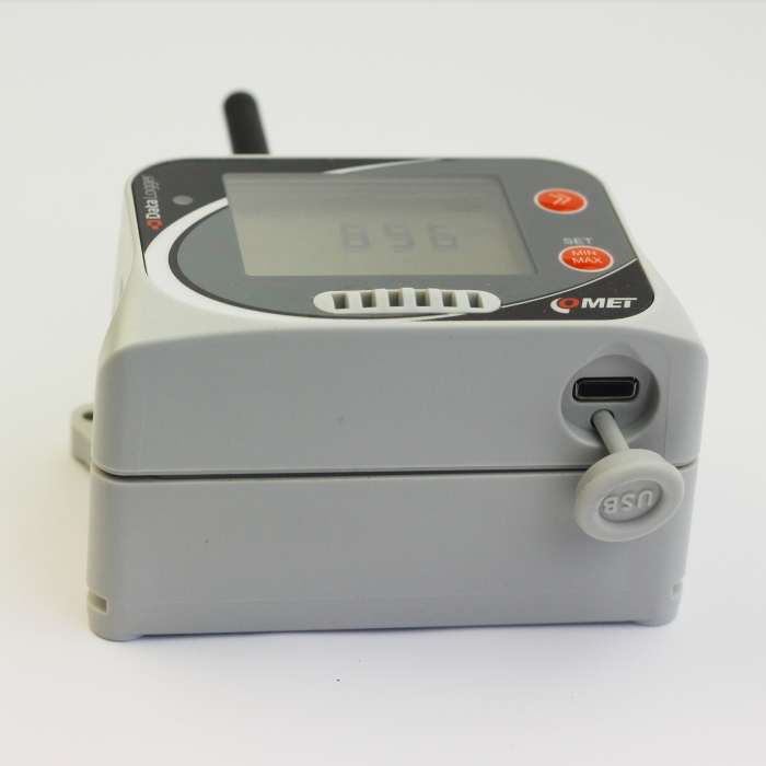 COMET U4442G – Registrador de datos inalámbrico IoT con módem 4G, sonda externa de temperatura y humedad, medición integrada de CO₂ y presión atmosférica