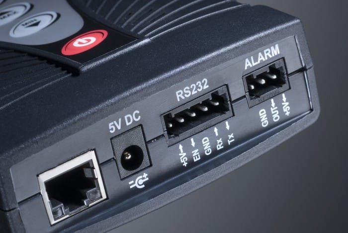 Registrador de datos Ethernet Comet M1300 con 4 entradas universales